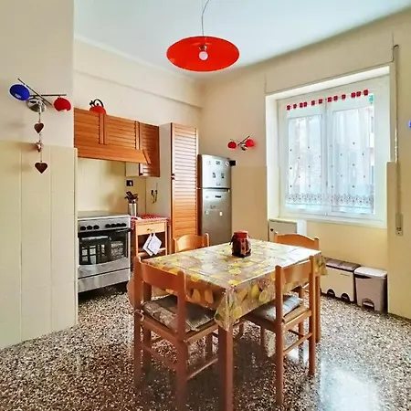 San Martino Appartament Con Parcheggio Privato Lägenhet