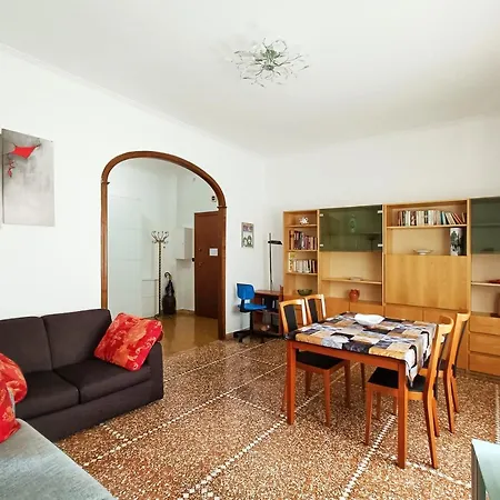 San Martino Appartament Con Parcheggio Privato דירה *